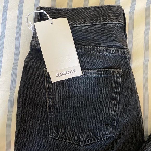 Brand NWT COS relaxed straight denim jean - Picture 2 of 3